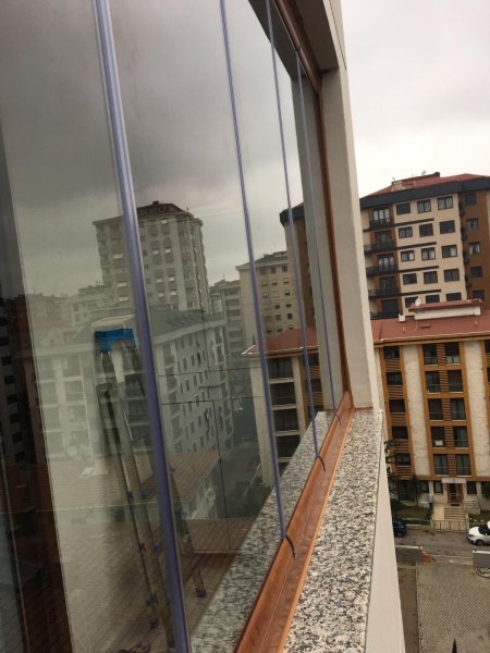 Kaynarca Mahallesi Cam Balkon